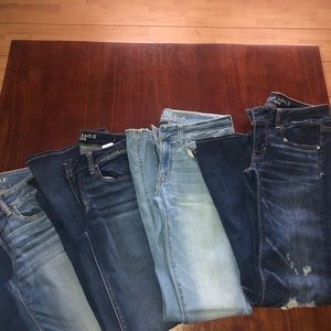 Bundle of American eagle jeans